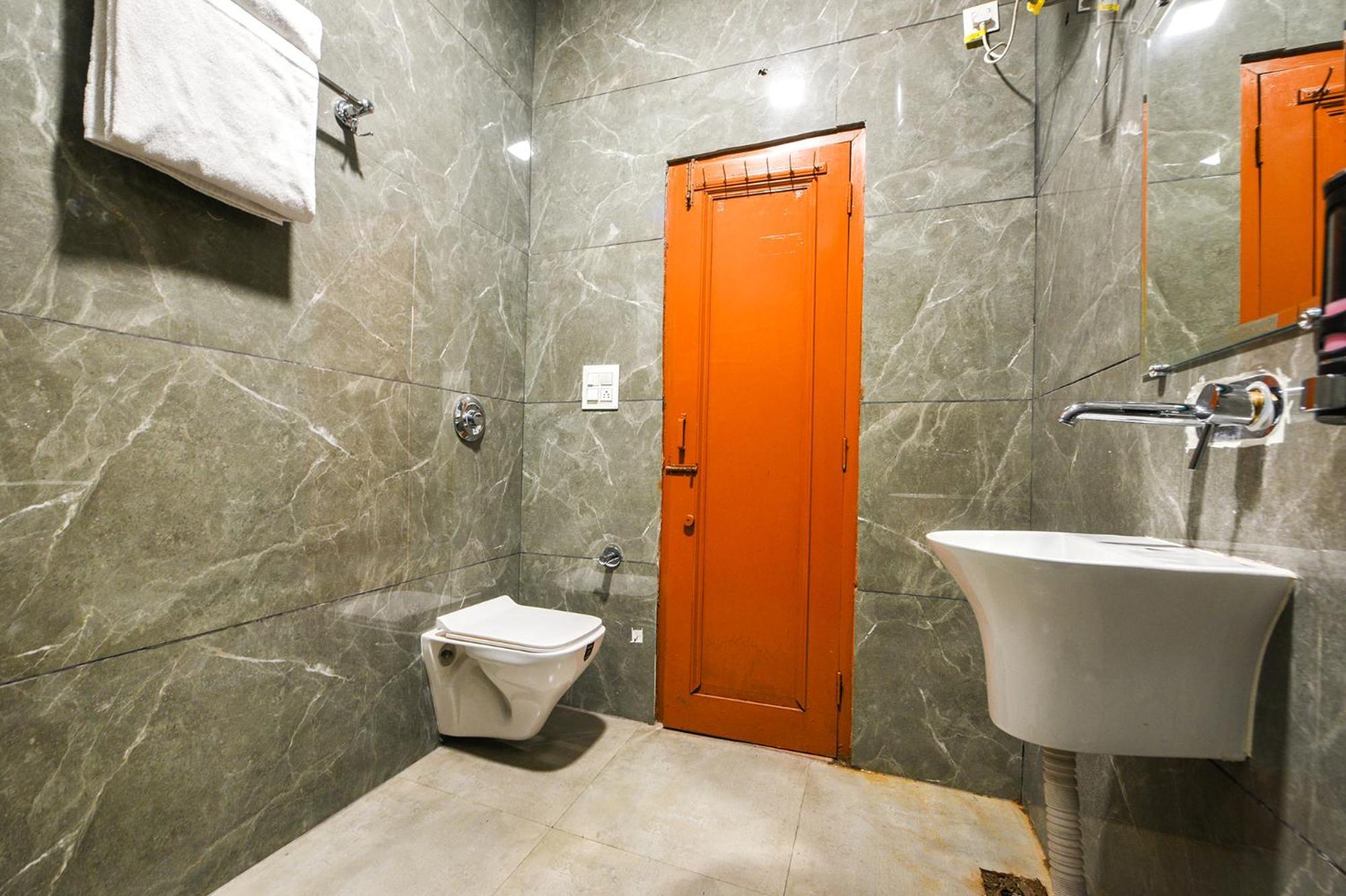 Fabhotel Alpine Tree Amritsar Exterior photo
